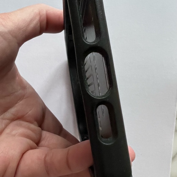 OtterBox iPhone 12 Max Slim Case - black. - Picture 6 of 10